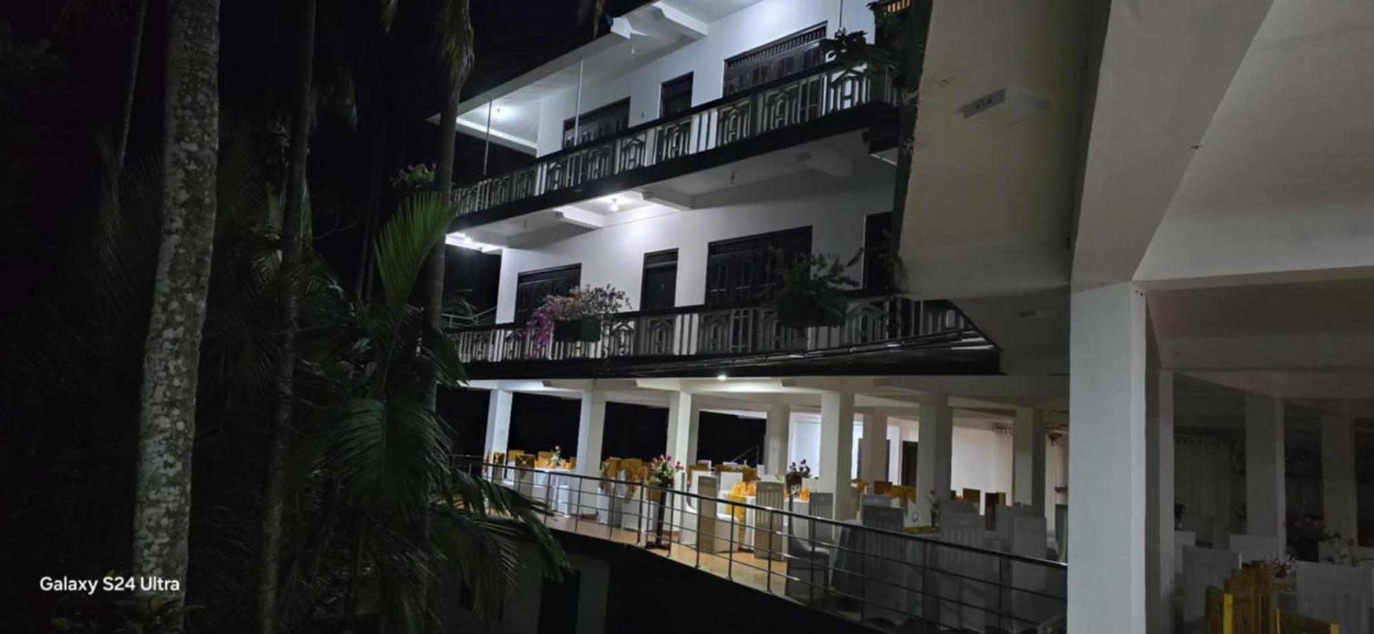 Rainforest Lodge, Deniyaya Singheraja Luaran gambar